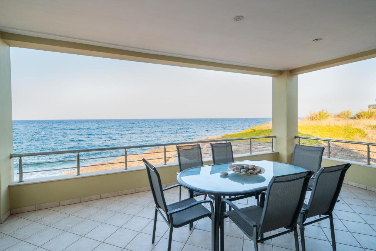 Spacious Beachfront Maisonettes With Stunning Views & A Private Beach Monemvasía Buitenkant foto