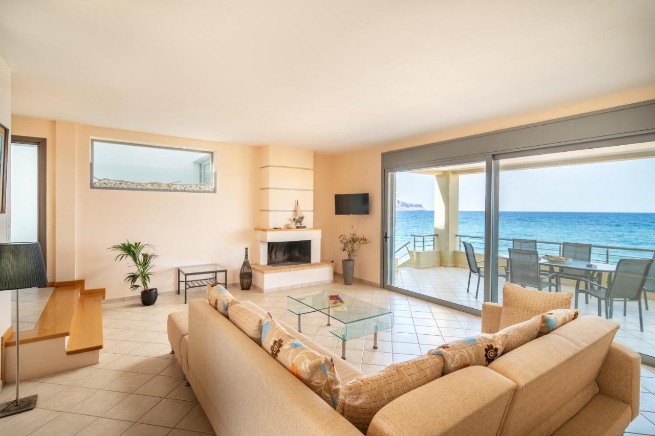 Spacious Beachfront Maisonettes With Stunning Views & A Private Beach Monemvasía Buitenkant foto
