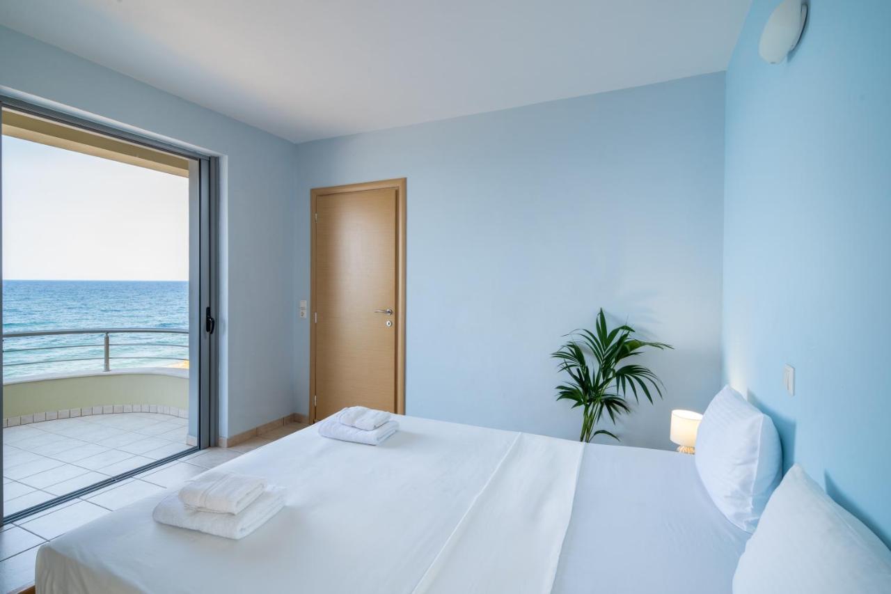 Spacious Beachfront Maisonettes With Stunning Views & A Private Beach Monemvasía Buitenkant foto