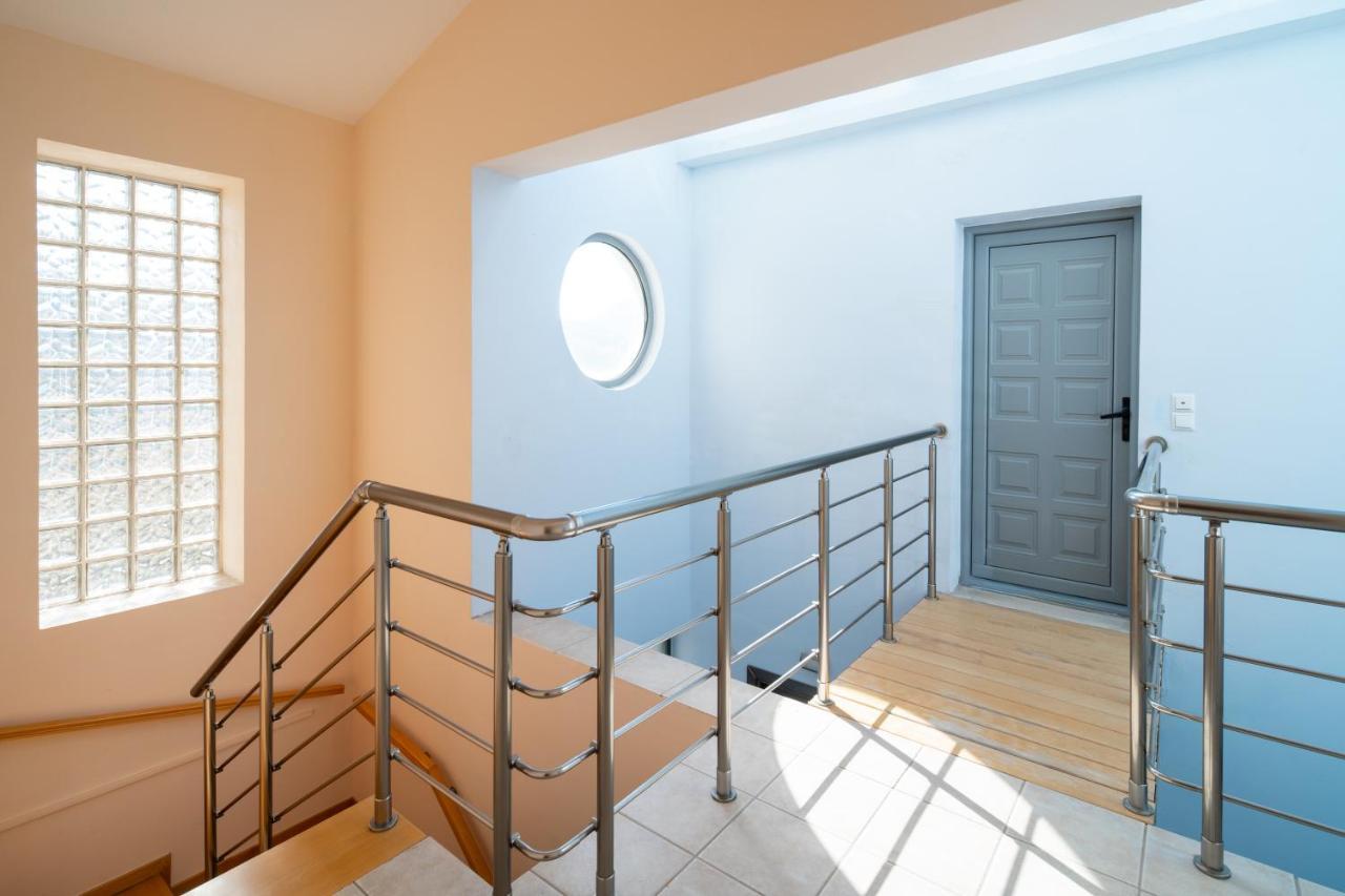 Spacious Beachfront Maisonettes With Stunning Views & A Private Beach Monemvasía Buitenkant foto