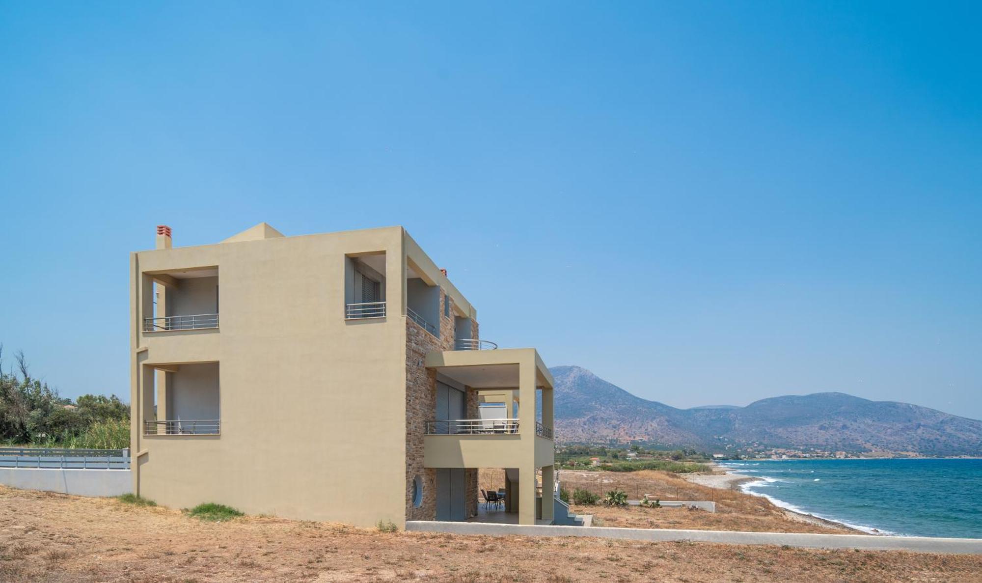 Spacious Beachfront Maisonettes With Stunning Views & A Private Beach Monemvasía Buitenkant foto