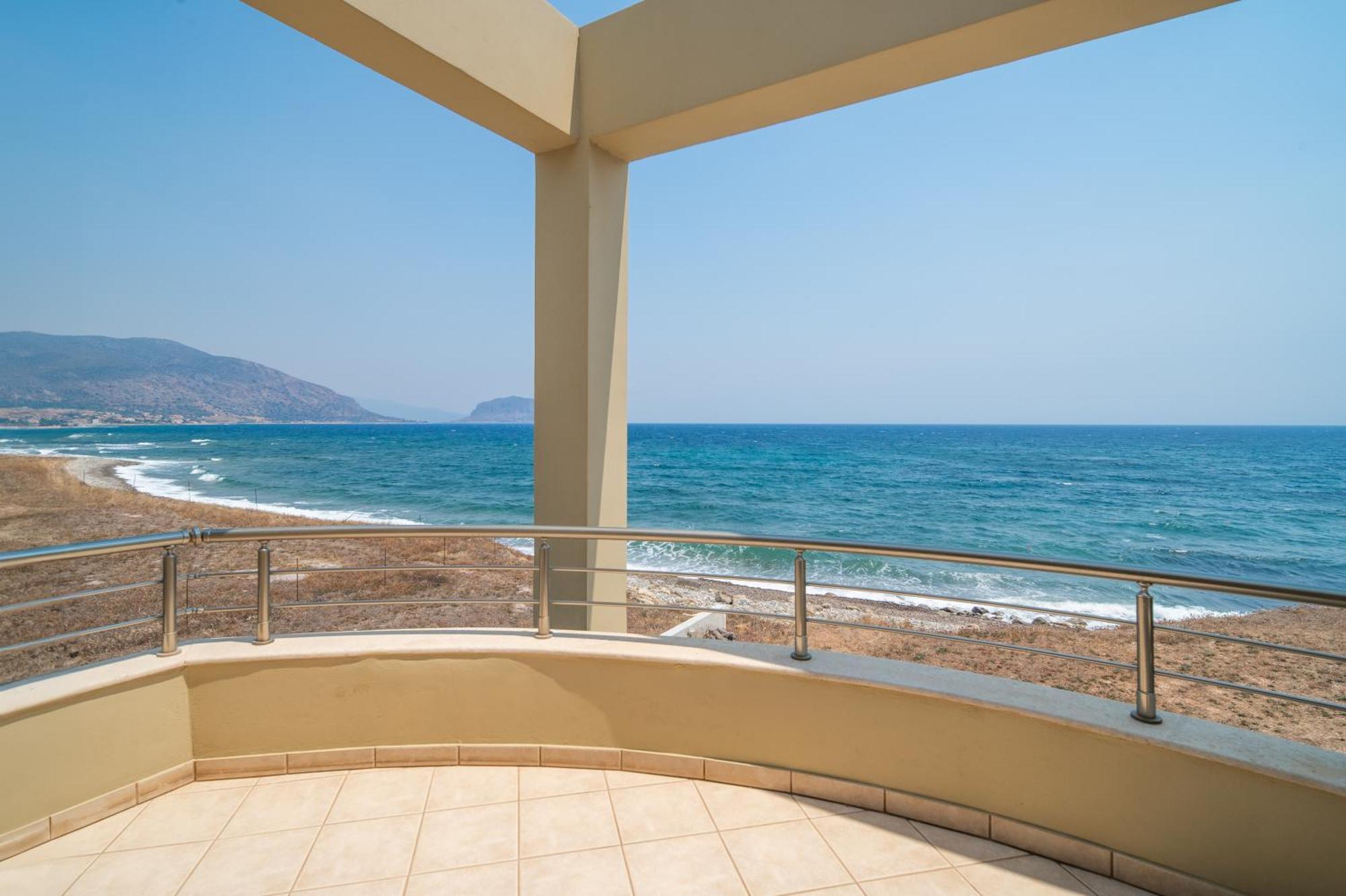 Spacious Beachfront Maisonettes With Stunning Views & A Private Beach Monemvasía Kamer foto